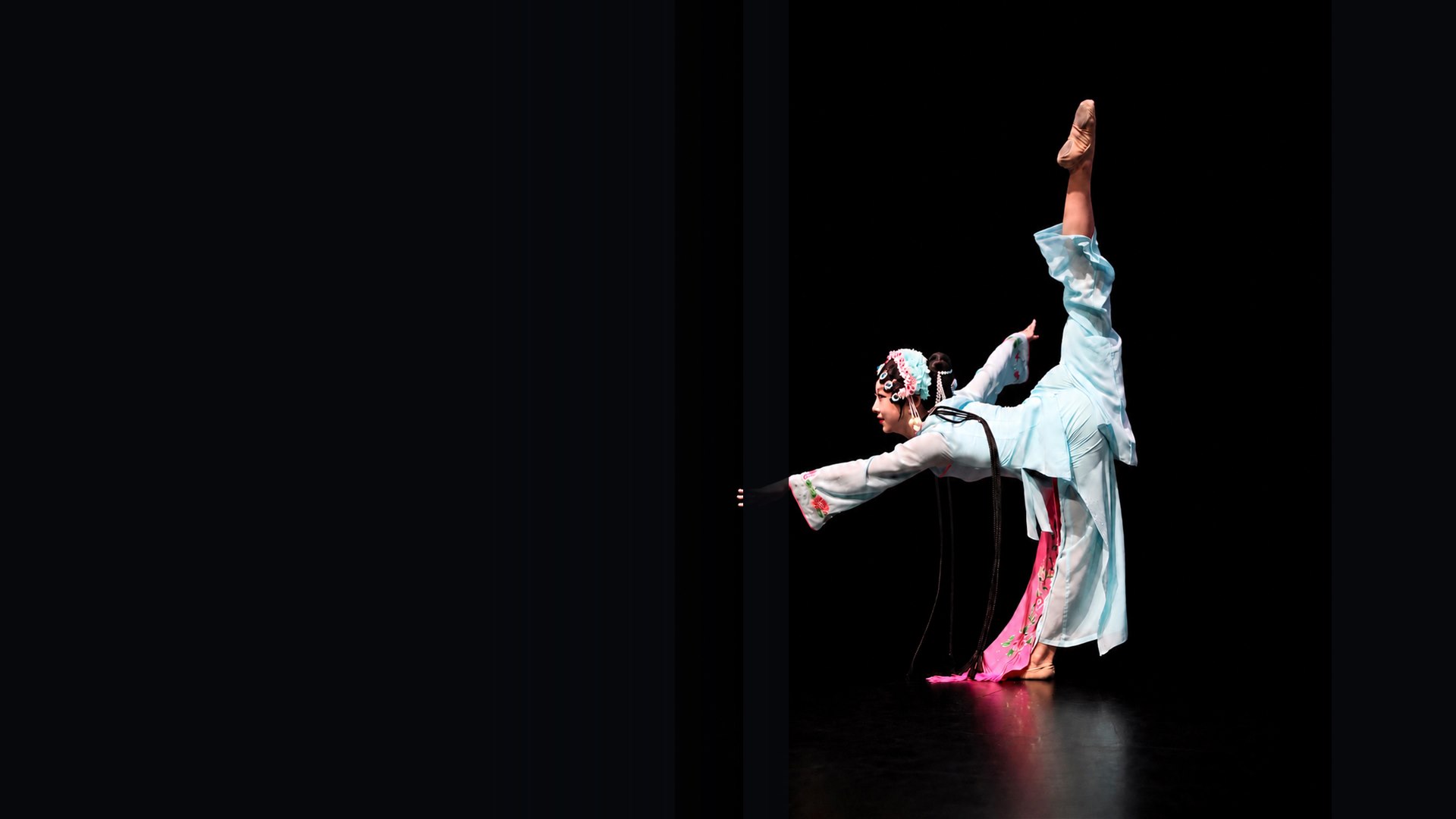 Classical dance stage moment